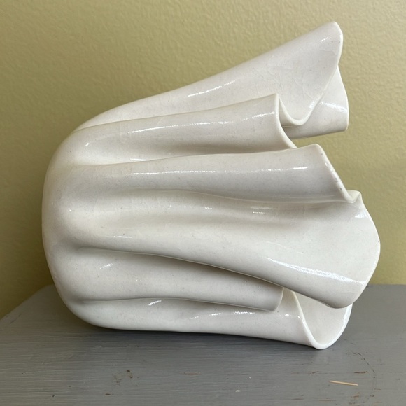 Vintage Draped Handkerchief Porcelain Vase - Carol Barclay - MCM style - Picture 7 of 8